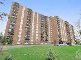 1505 Baseline Rd #601, Ottawa, ON K2C3L4