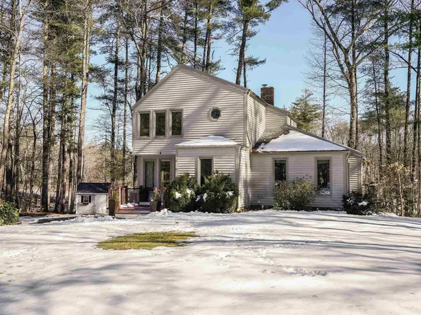 15 Acacia Street, Merrimack, NH 03054