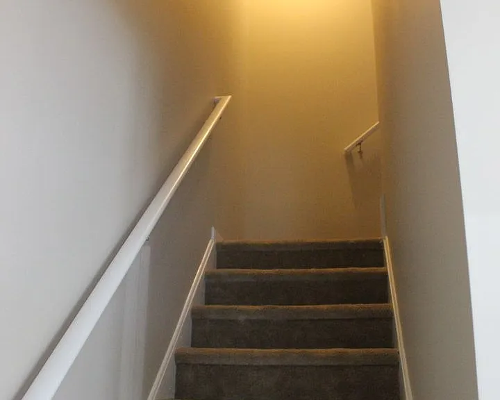 433 Leslie Ct — Photo 5