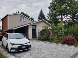 103 Glentworth Rd, Toronto, ON M2J 2E7