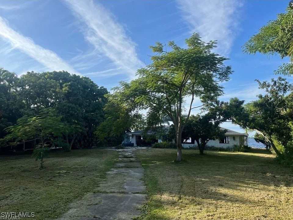 2nd image of 4449 E Riverside Dr