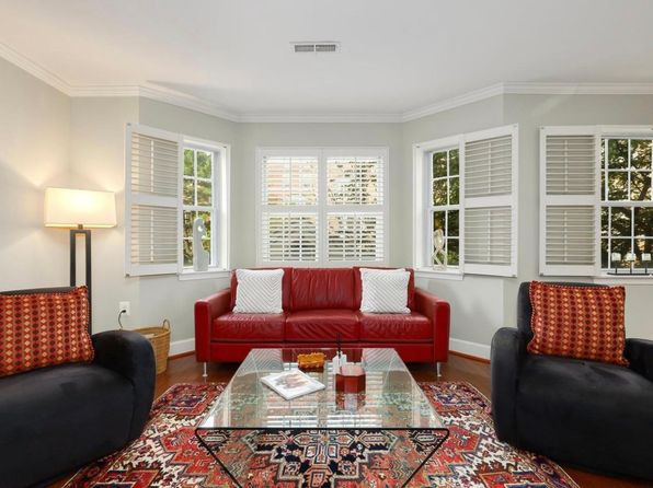 3617 38th St NW APT 209