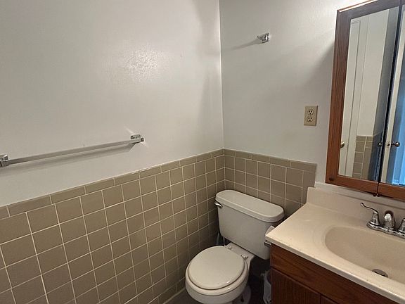 4th image of 1820 E Kings Hwy APT 246