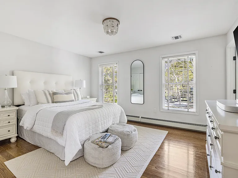 22 Central Ave — Photo 12