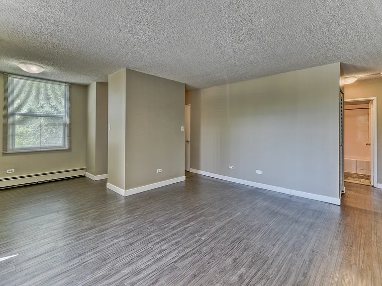 738 14th Ave SW #4C — Photo 8