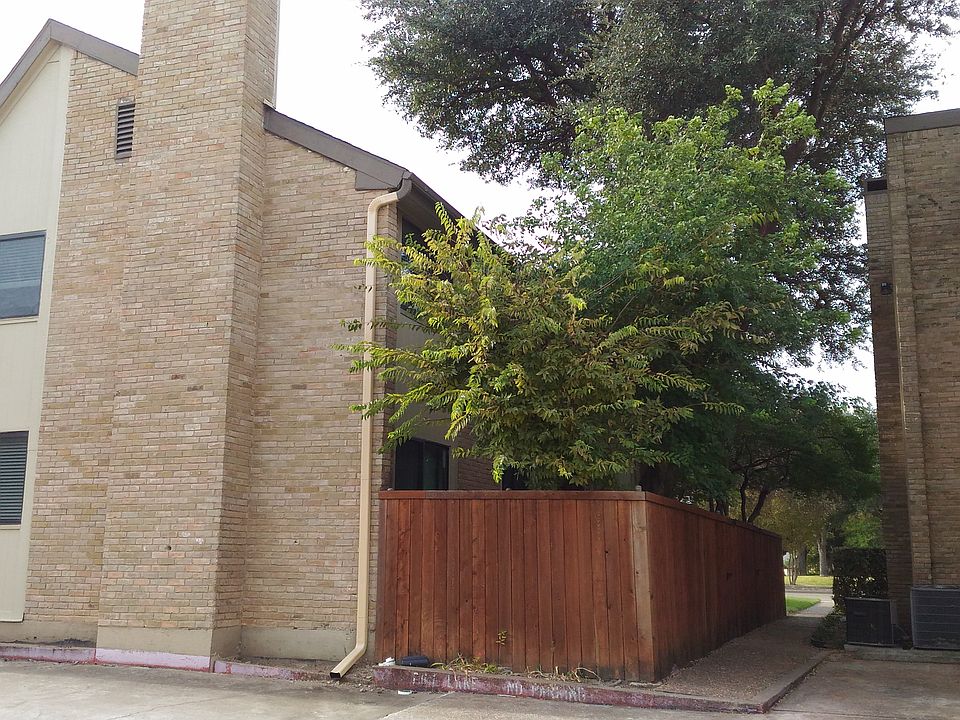 1st image of 2604 Custer Pkwy APT B