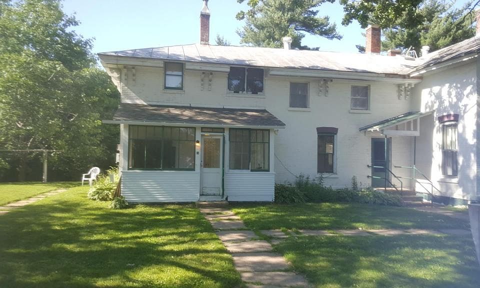 1st image of 114 S Black River St APT 24