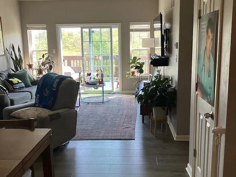6444 Terrace Ct — Photo 4