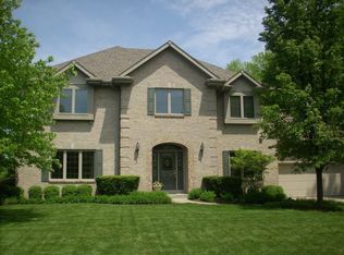 1199 Walnut Valley Ln, Dayton, OH 45458