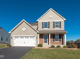 751 Windett Ridge Rd, Yorkville, IL 60560