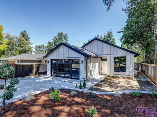 430 Craig St, Parksville, BC V9P 1L9