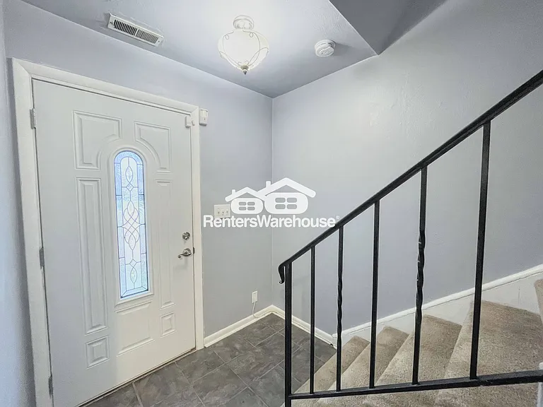 5629 Banbury Ct — Photo 3