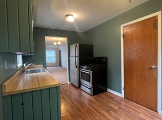 1571 Winchester Ave, Lakewood, OH