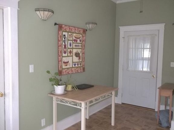 3rd image of 20 Williamson St