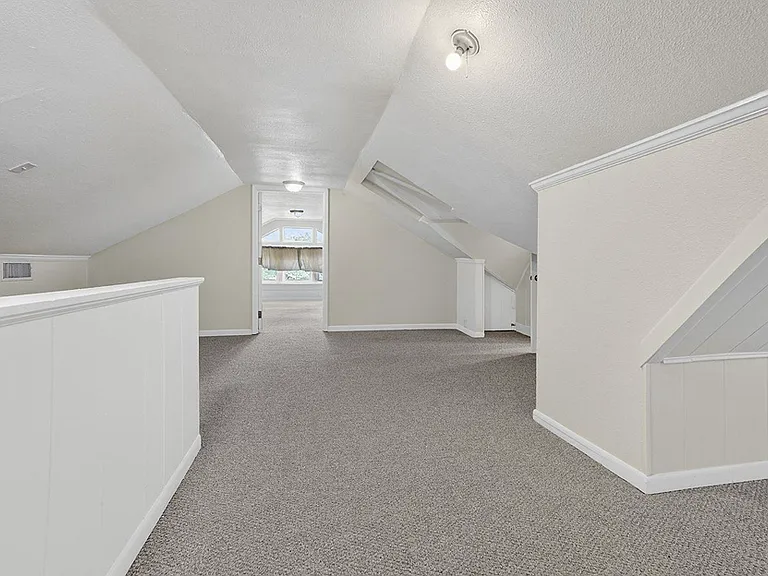 2601 S University Dr — Photo 10