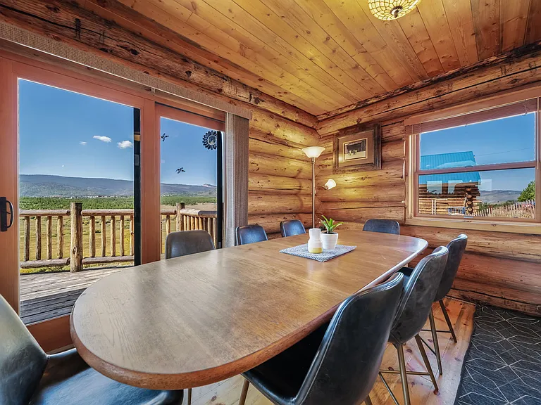 390 Pine View Dr — Photo 8