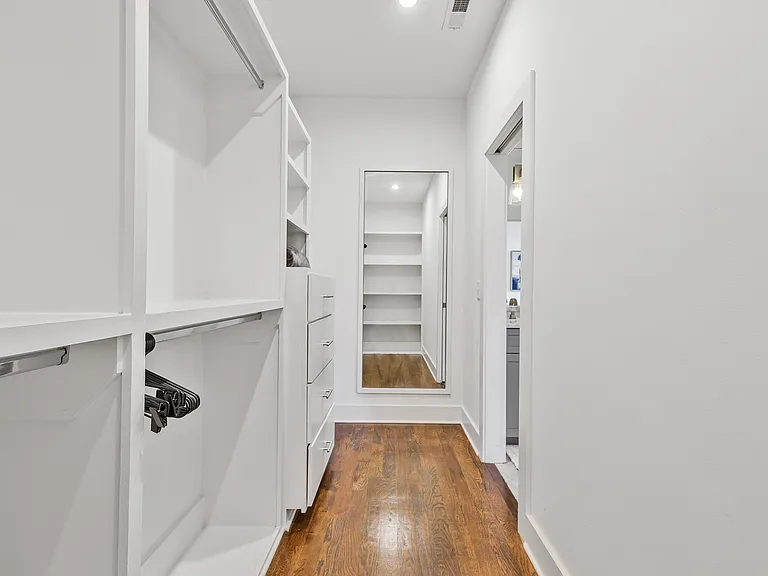 1806 Pearl St — Photo 30