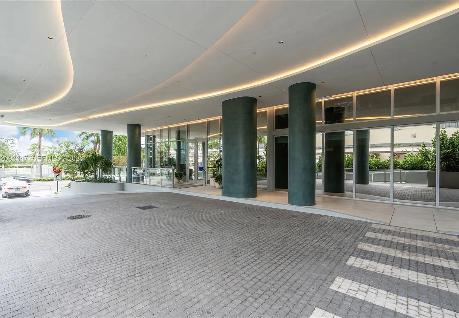 Casa Bella Residences — Photo 4