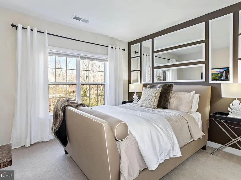 5401 Tomlinson Dr — Photo 11