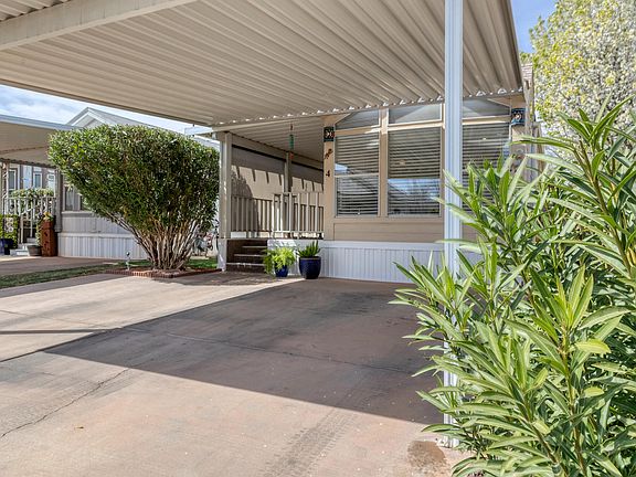 3rd image of 2990 E Riverside Dr Unit 4