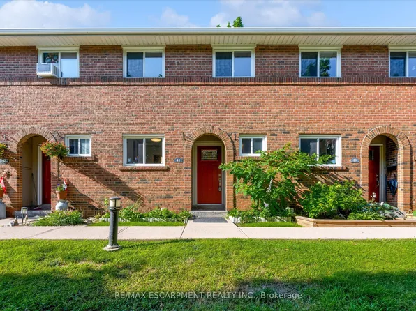 125 Livingston Ave #41, Grimsby, ON L3M 4S5