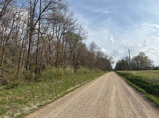 Applegate Rd, Bridgeport, IL