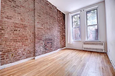 Rented by Urbane Brokerage