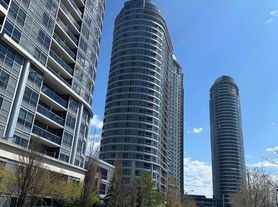 151 Village Green Sq