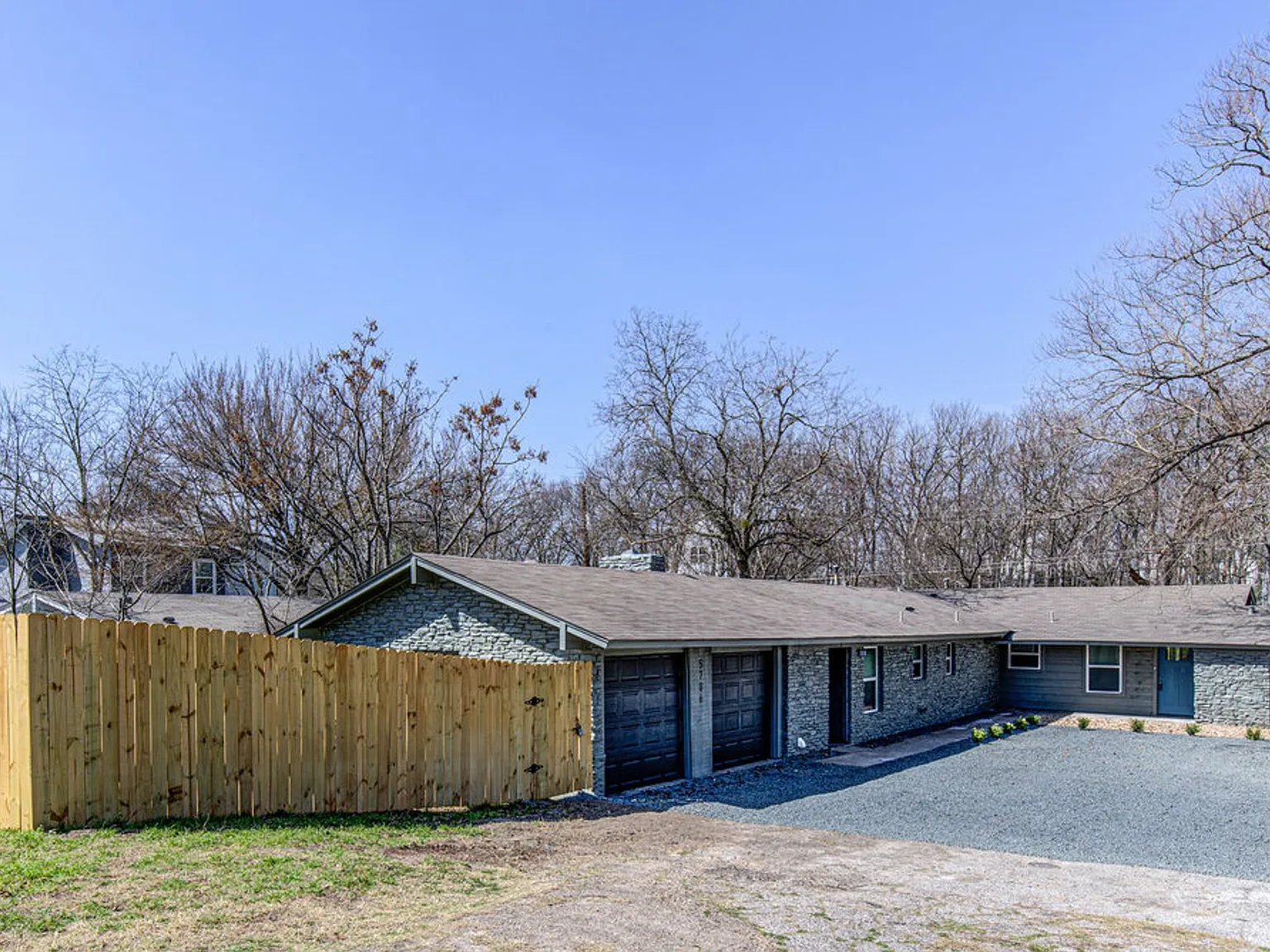 5706 Gloucester Ln — Photo 2