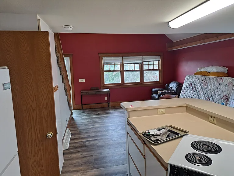 208 W Main St — Photo 3