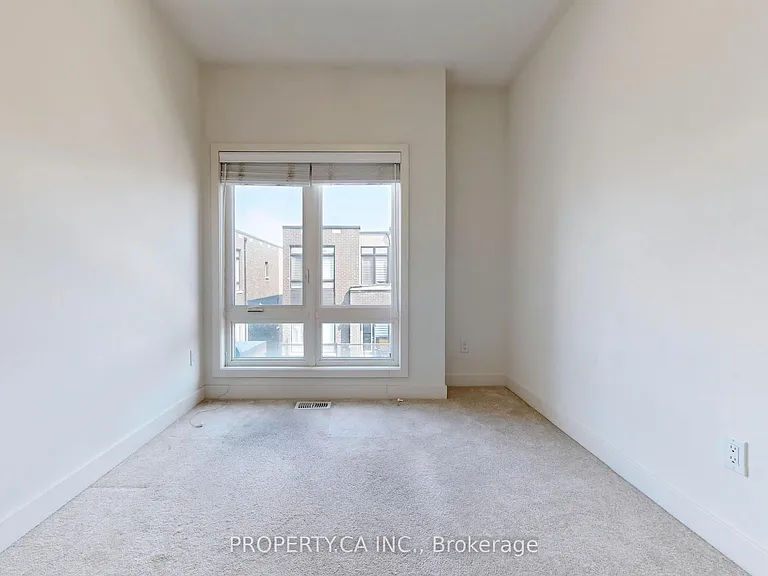 13 Mogul Rd — Photo 36