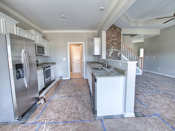 3rd image of 404 Spitzy Ln #108-lot 108
