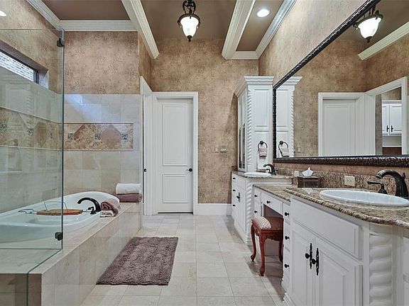 5th image of 4286 Indian Creek Ln