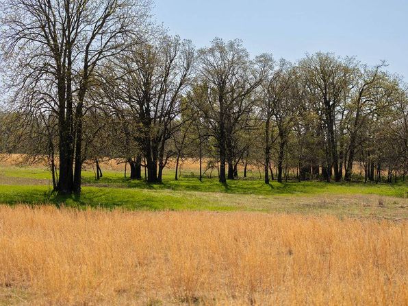 1 Cemetery Dr, Oktaha, OK 74450
