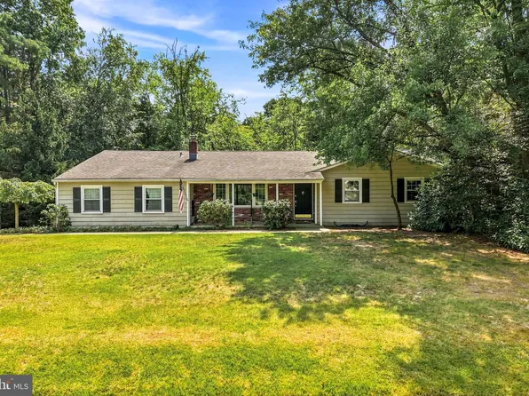 314 Lake Shore Dr, Marlton, NJ 08053