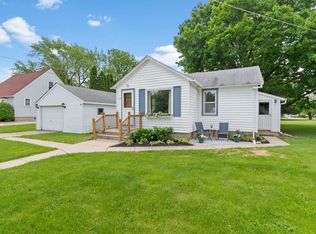 229 Grove St, Hampshire, IL