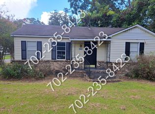 264 11th Ave, Chickasaw, AL 36611