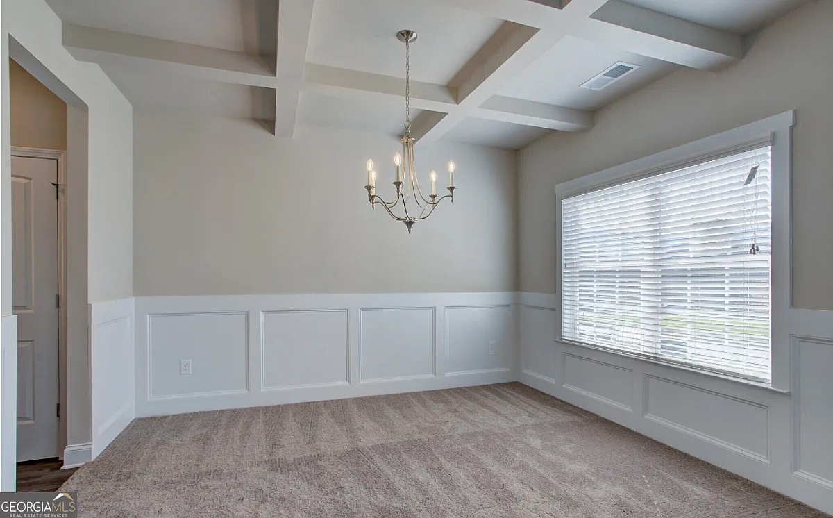 4 bed, 2.5 bath, 2120 sqft, $2,300 — Photo 3