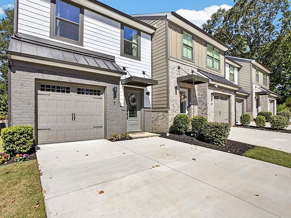 5th image of 67 Connaught Ct