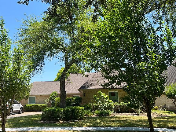 2nd image of 3219 W Farmington Ln