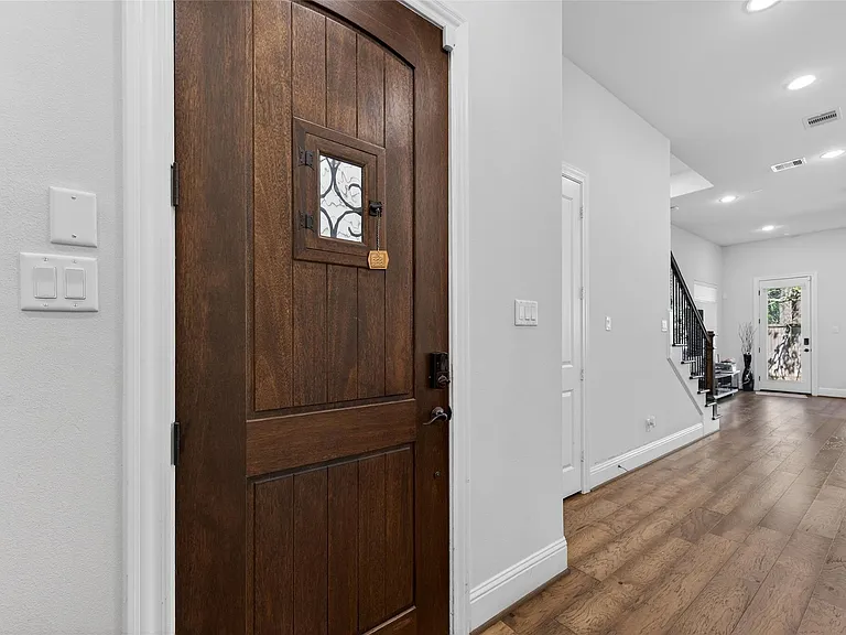 4744 Aftonshire Dr — Photo 5