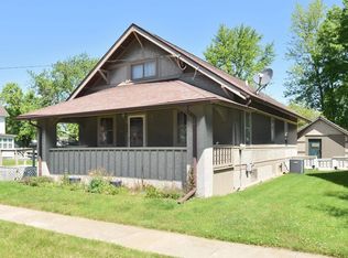 402 E Essex St, Glasford, IL 61533