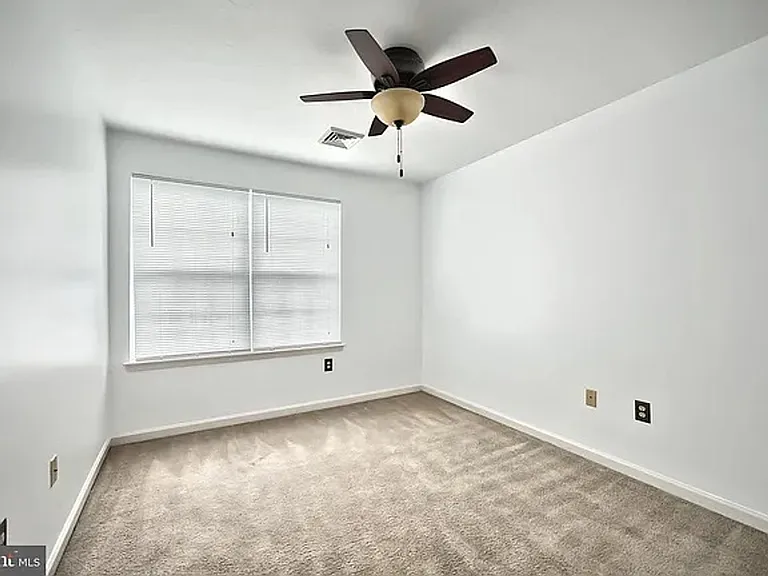1193 Ledge Dr — Photo 32