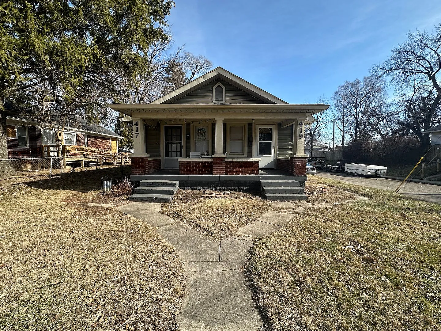 Showings Start Friday: 1 Bedroom / 1 Bath Located At 419 S Arlington Ave. In Indianapolis. — Photo 2