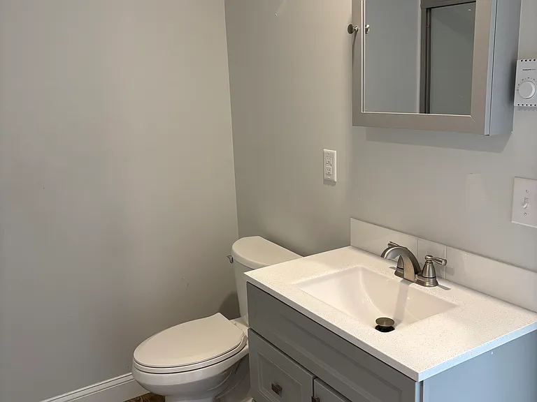 15 Azalea Dr — Photo 2