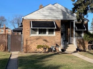 4001 Adams St, Bellwood, IL