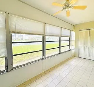 1043 Cornwall Dr #C — Photo 12