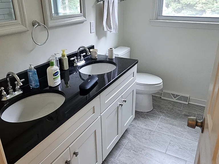 9204 Minna Dr — Photo 5