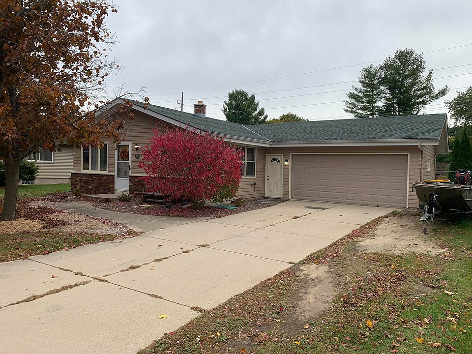 1st image of 701 Scenic Dr E