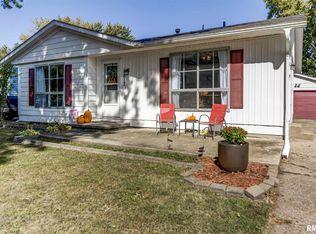 2817 Sandgate Rd, Springfield, IL 62702